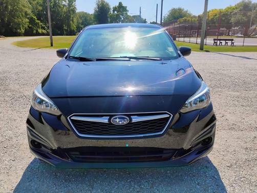 2017 Subaru Impreza 2.0i