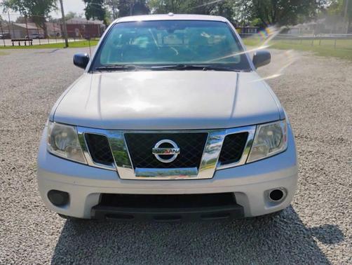 2017 Nissan Frontier SV