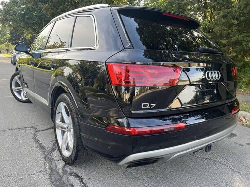 2019 Audi Q7 55 Prestige