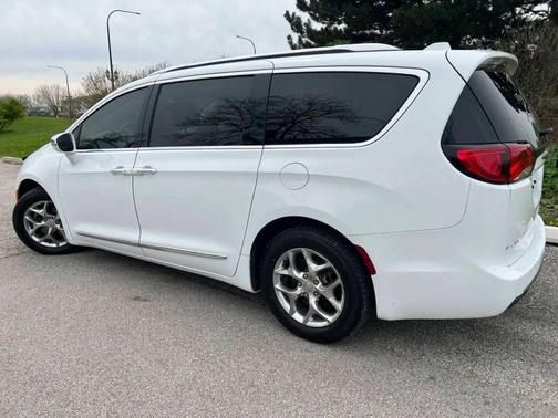2019 Chrysler Pacifica Limited