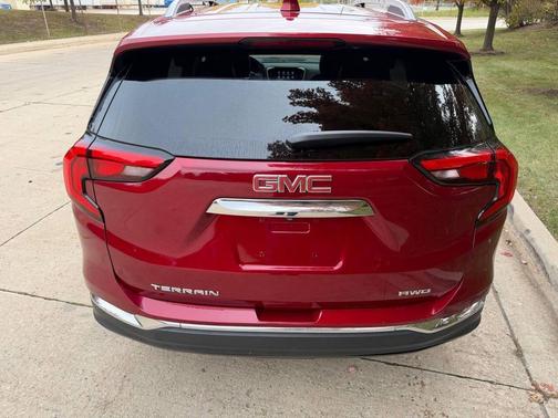 2020 GMC Terrain SLT