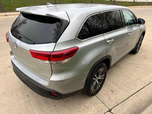 2019 Toyota Highlander LE Plus