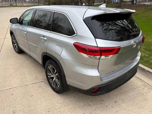 2019 Toyota Highlander LE Plus