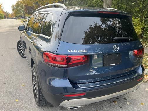 2021 Mercedes-Benz GLB 250 4MATIC