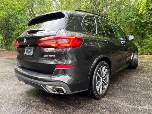 Black 2020 BMW X5 M50i