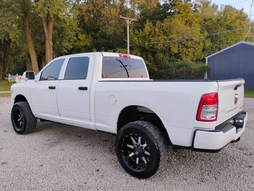 2019 RAM 2500 Tradesman Crew Cab 4x4 6'4' Box