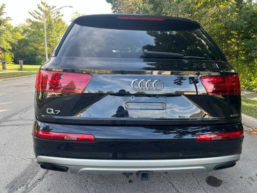 2019 Audi Q7 55 Prestige