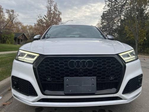 2018 Audi SQ5 3.0T Prestige