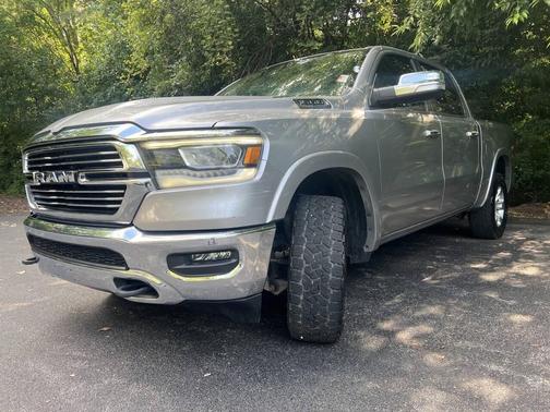 Billet Silver Metallic Clearcoat 2021 RAM 1500 Laramie