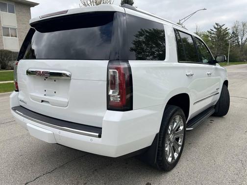 Gray 2016 GMC Yukon Denali