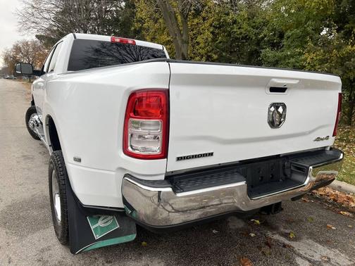 2021 RAM 3500 Big Horn Crew Cab 4x4 8' Box