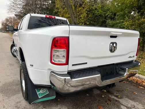 2021 RAM 3500 Big Horn Crew Cab 4x4 8' Box