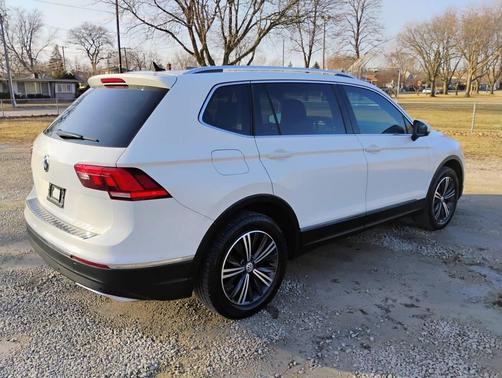 2019 Volkswagen Tiguan 2.0T SEL R-Line