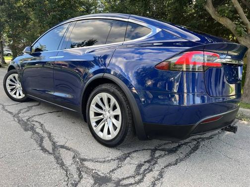 2016 Tesla Model X 90D