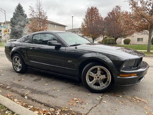 2008 Ford Mustang GT Deluxe