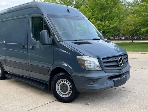 2018 Mercedes-Benz Sprinter 2500 Standard Roof