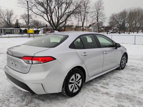 2021 Toyota Corolla Hybrid SE