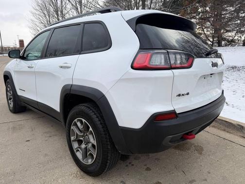 2020 Jeep Cherokee Trailhawk