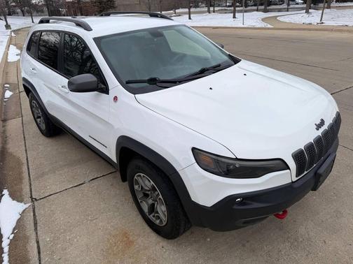 2020 Jeep Cherokee Trailhawk