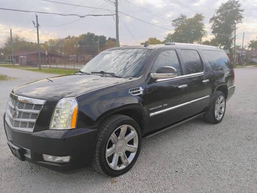 2013 Cadillac Escalade ESV Platinum Edition