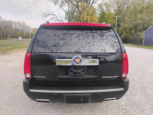 2013 Cadillac Escalade ESV Platinum Edition