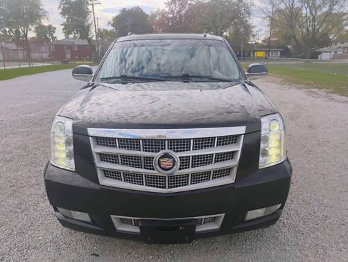 2013 Cadillac Escalade ESV Platinum Edition