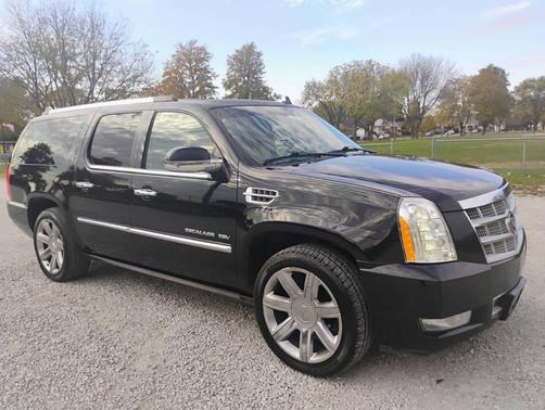 2013 Cadillac Escalade ESV Platinum Edition
