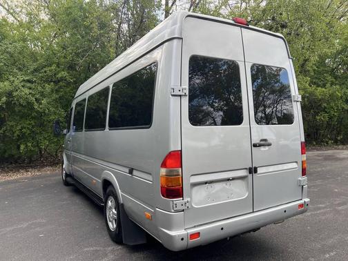 Arctic White 2005 Dodge Sprinter 2500 High Roof