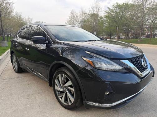 Magnetic Black Pearl 2019 Nissan Murano SL