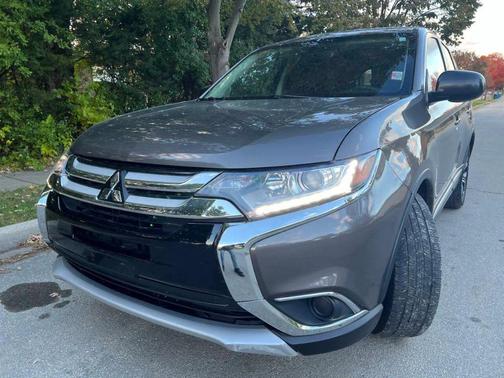2018 Mitsubishi Outlander ES