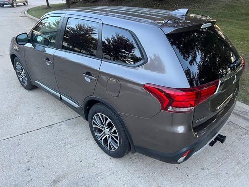2018 Mitsubishi Outlander ES