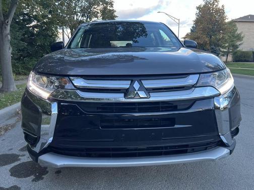 2018 Mitsubishi Outlander ES