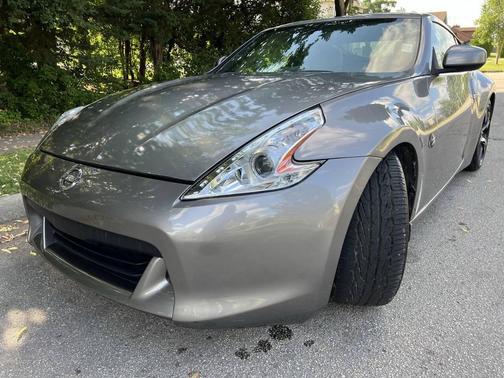 Platinum Graphite Metallic 2009 Nissan 370Z Touring
