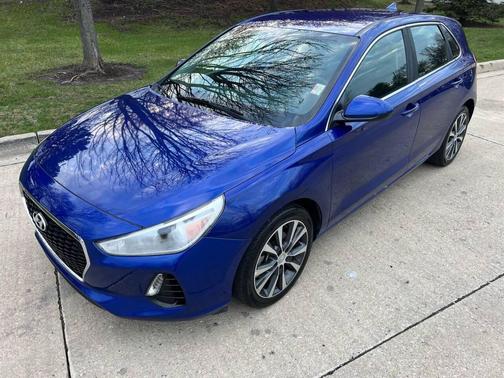 2019 Hyundai Elantra GT Base