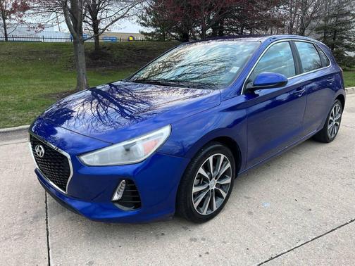 2019 Hyundai Elantra GT Base