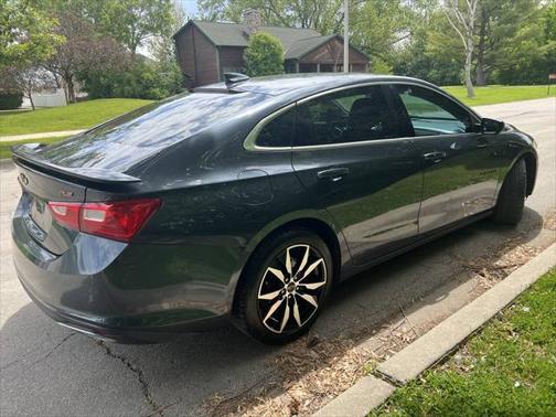 2021 Chevrolet Malibu FWD RS