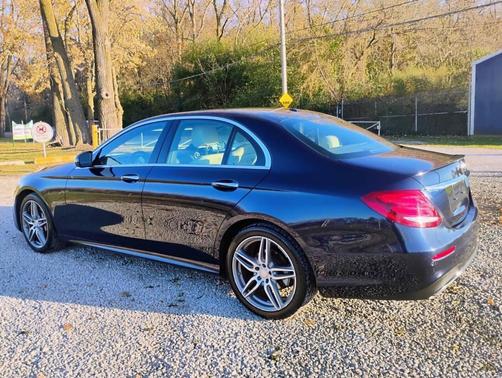 2017 Mercedes-Benz E-Class 4MATIC