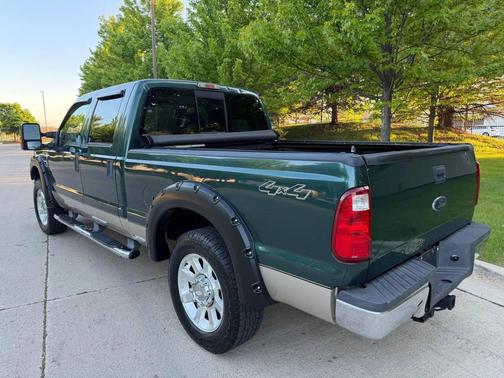 Forest Green Clearcoat Metallic 2008 Ford F-250 Lariat