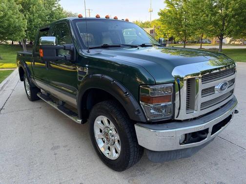 Forest Green Clearcoat Metallic 2008 Ford F-250 Lariat