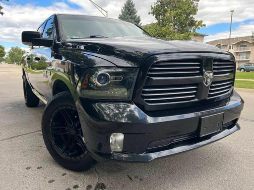 2016 RAM 1500 Sport