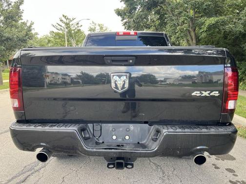 2016 RAM 1500 Sport