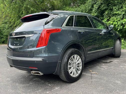 Gray 2019 Cadillac XT5 Luxury