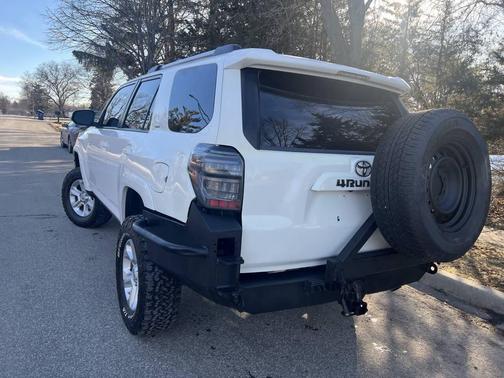 2019 Toyota 4Runner SR5