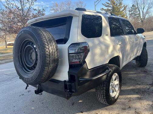 2019 Toyota 4Runner SR5
