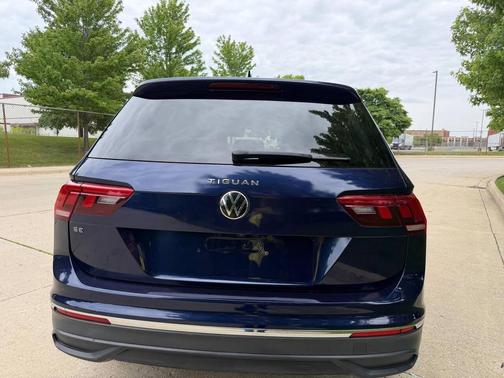 Atlantic Blue Metallic 2022 Volkswagen Tiguan 2.0T SE