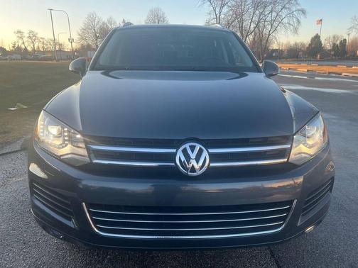 2014 Volkswagen Touareg 3.6L Sport