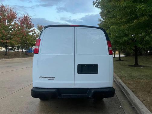 2015 Chevrolet Express 2500 Work Van