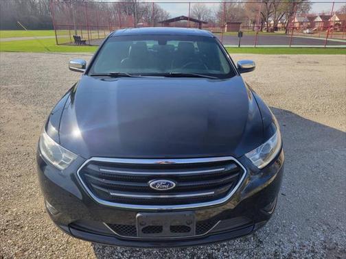 2016 Ford Taurus Limited