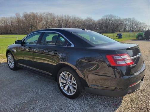 2016 Ford Taurus Limited