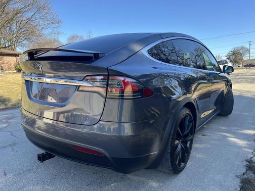 2019 Tesla Model X 75D